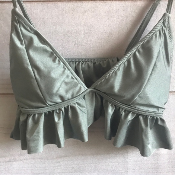 Magic Crystal Falbala Bikini Set - Picture 2 of 8